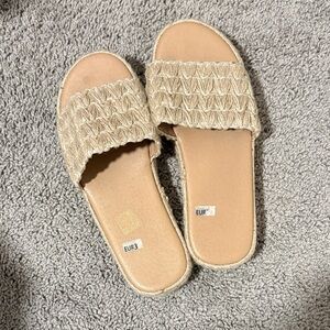 SHEIN Tan Woven Slide Sandals